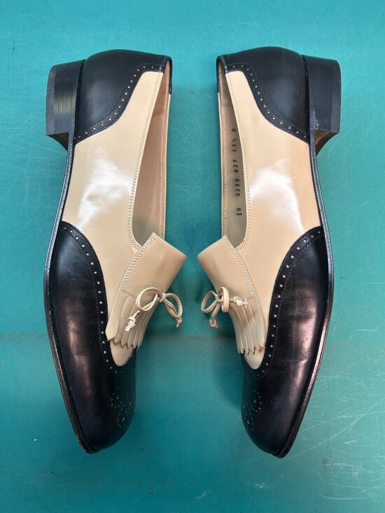 Salvatore Ferragamo Women Sz 11 1/2 b Brown White Loafer  Salvatore Ferragamo Bogota Size 11 1/2 B